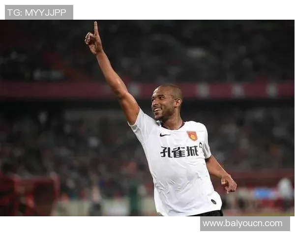 32岁中超弃将逆袭欧冠赛场接连攻破巴萨皇马大门