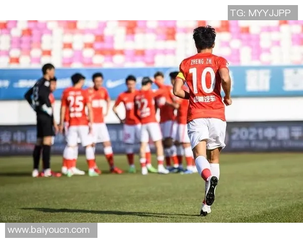 拜仁慕尼黑与广州恒大巅峰对决谁能在这场足球盛宴中笑到最后